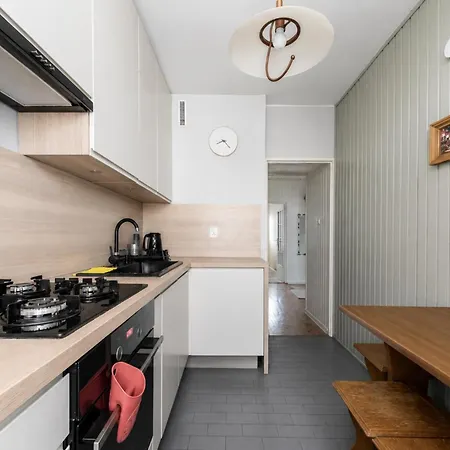 Apartment Osiedle Batorego Colorful By Bookinghost *